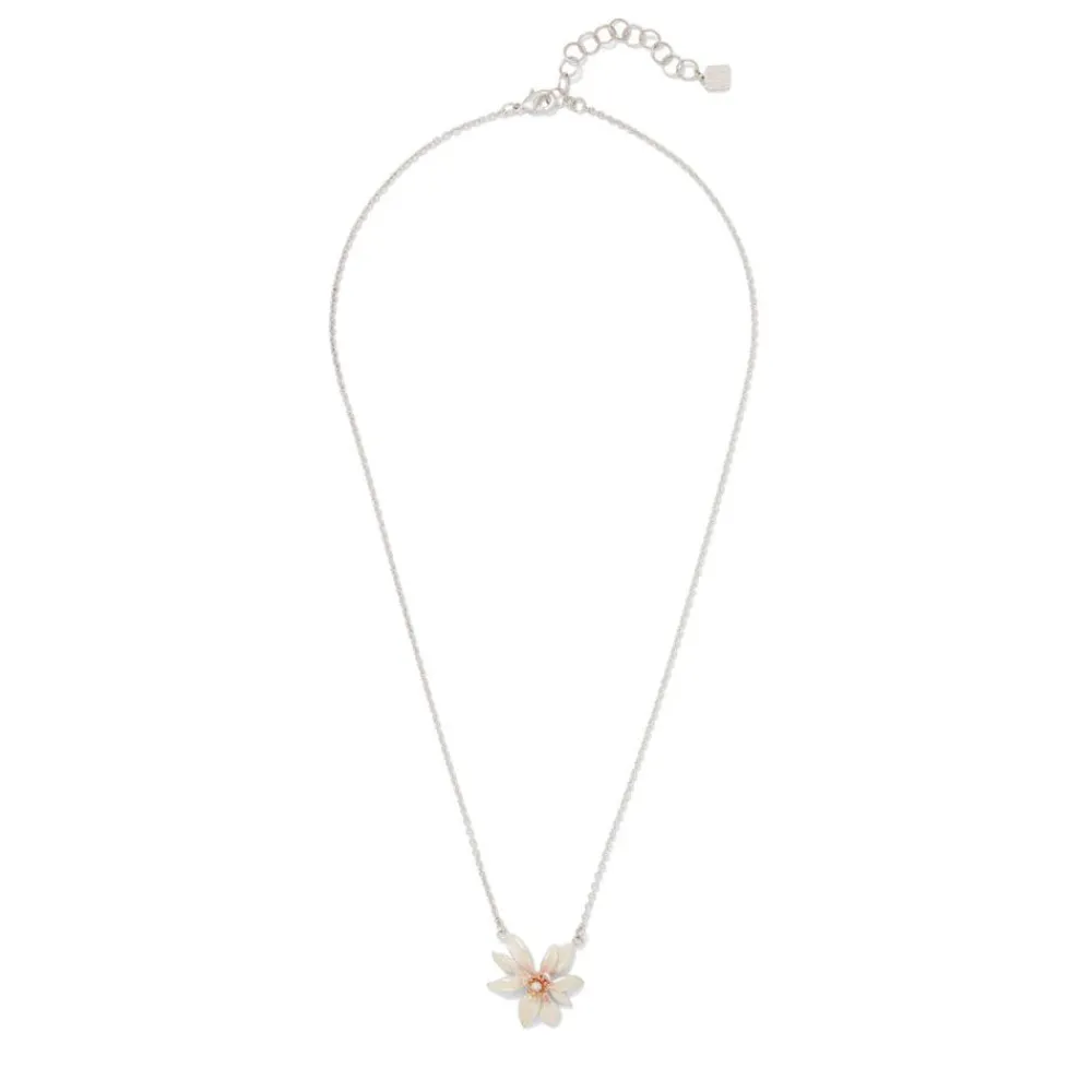 Magnolia Pendant Necklace*The Met Store Shop